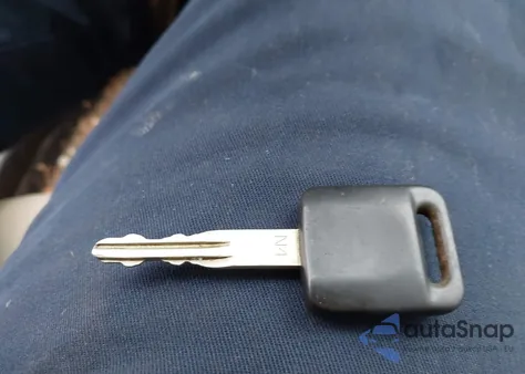 2017 Nissan Sentra S z USA, uszkodzony, nr VIN 3N1AB7AP8HY296828